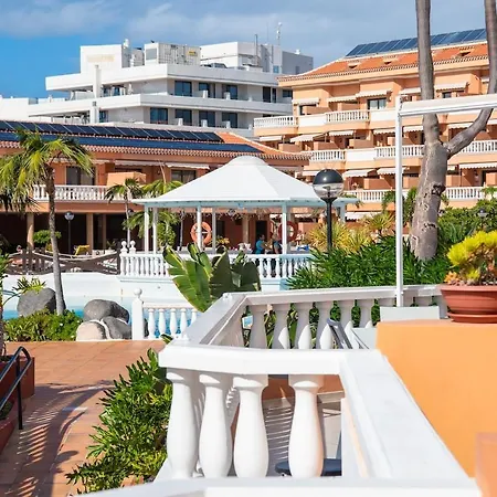 Tenerife Royal Gardens - Frontline -heated Pool Apartamento Playa de las Américas